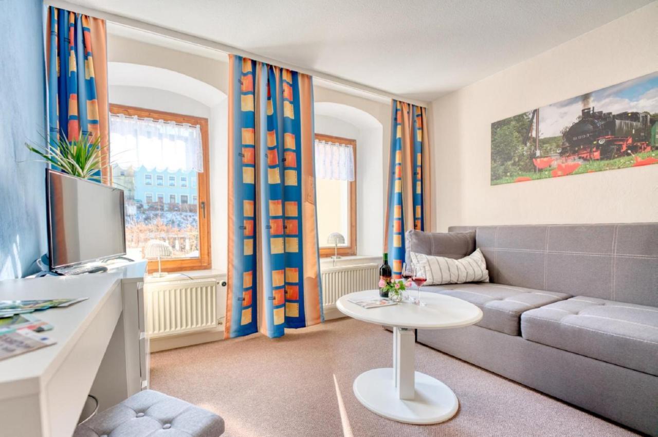 Pension Kleine Auszeit Annaberg-Buchholz Exterior foto